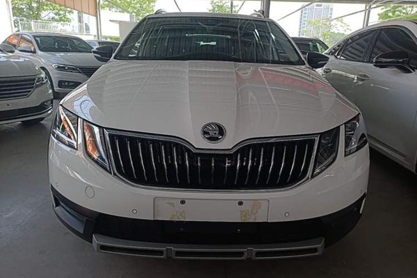 Skoda Octavia 2018, 64600 км, за 8876 USD