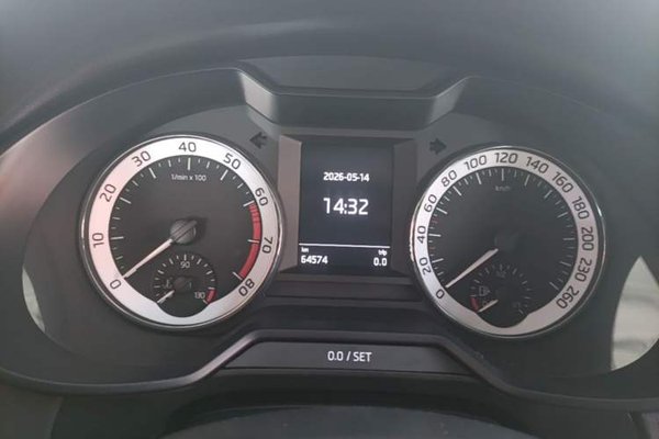Skoda Octavia 2018, 64600 км, за 8876 USD - фото 21