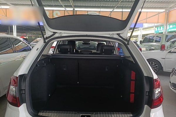 Skoda Octavia 2018, 64600 км, за 8876 USD - фото 28