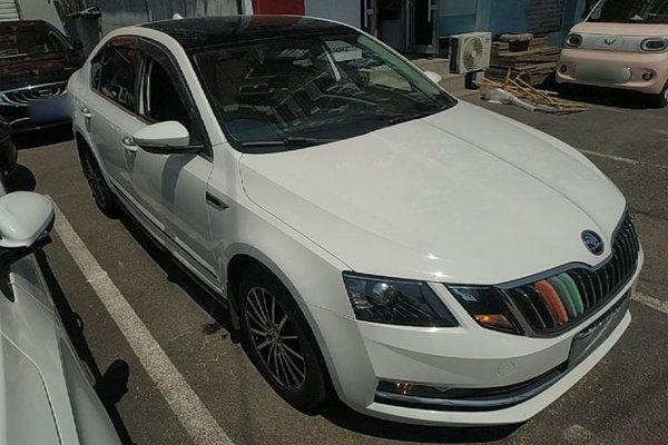 Skoda Octavia 2018, 78300 км, за 7818 USD
