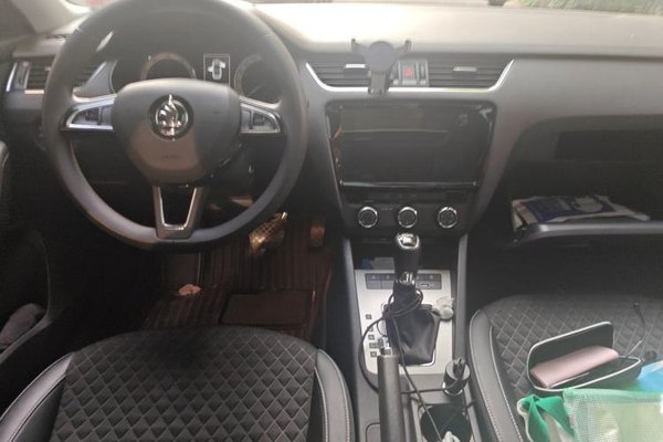 Skoda Octavia 2018, 44400 км, за 6587 USD - фото 9