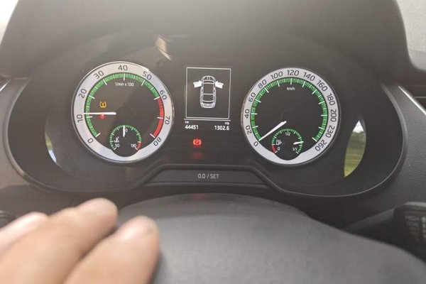 Skoda Octavia 2018, 44400 км, за 6587 USD - фото 12