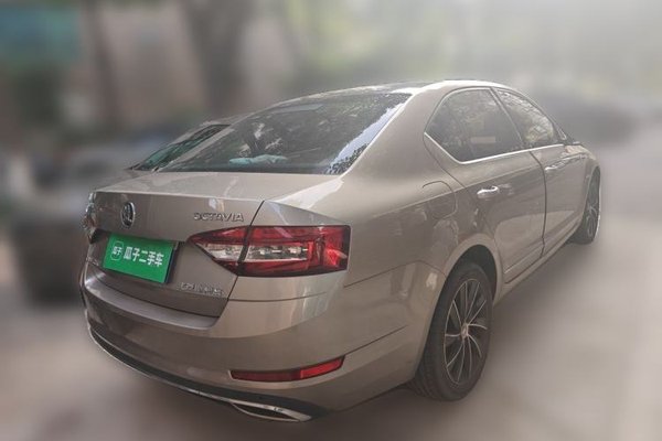 Skoda Octavia 2018, 44400 км, за 6587 USD - фото 6