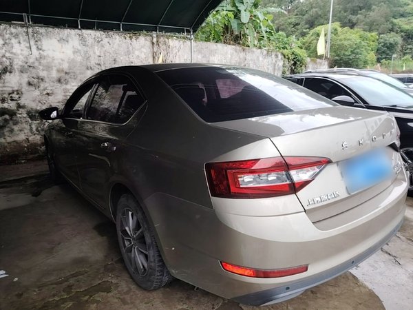 Skoda Octavia 2019, 58800 км, за 7716 USD
