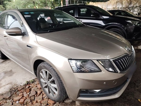 Skoda Octavia 2019, 58800 км, за 7716 USD