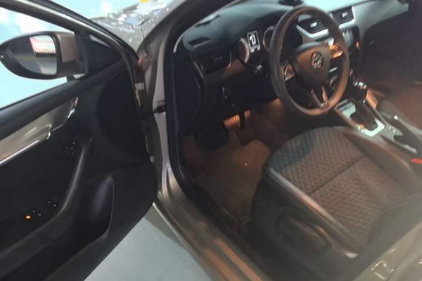Skoda Octavia 2019, 106800 км, за 9156 USD - фото 18