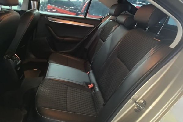 Skoda Octavia 2019, 106800 км, за 9156 USD - фото 20