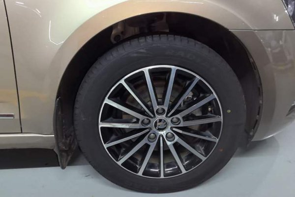 Skoda Octavia 2019, 106800 км, за 9156 USD - фото 11