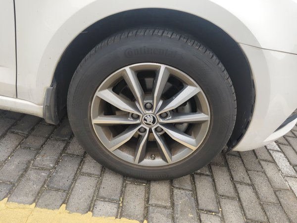 Skoda Octavia 2019, 98800 км, за 6909 USD - фото 8