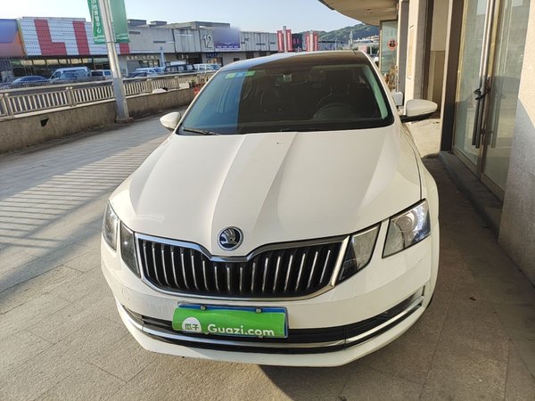 Skoda Octavia 2020, 29800 км, за 9162 USD