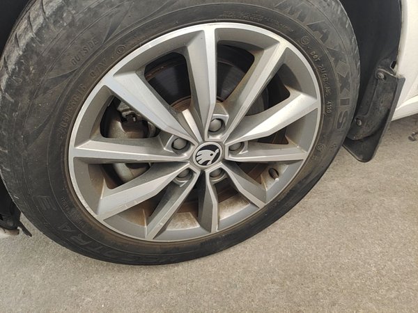 Skoda Octavia 2020, 29800 км, за 9162 USD - фото 8