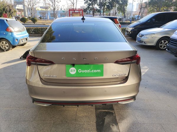 Skoda Octavia 2022, 70100 км, за 13467 USD