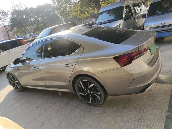 Skoda Octavia 2022, 70100 км, за 13467 USD