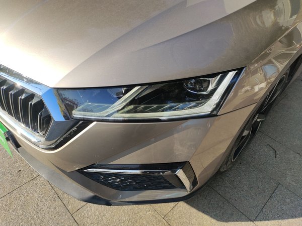 Skoda Octavia 2022, 70100 км, за 13467 USD - фото 9