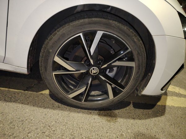 Skoda Octavia 2022, 80000 км, за 13749 USD - фото 8