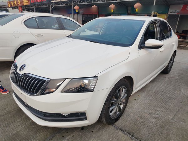 Skoda Octavia 2022 1.5L Automatic Comfort Edition