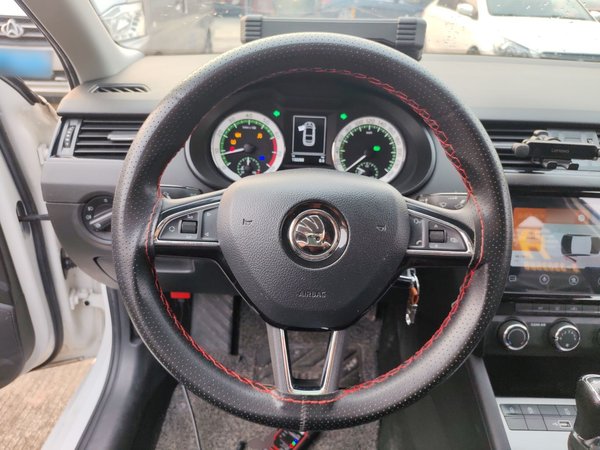 Skoda Octavia 2022, 132200 км, за 9607 USD - фото 14
