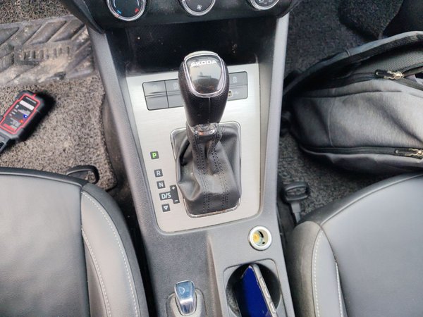 Skoda Octavia 2022, 132200 км, за 9607 USD - фото 17