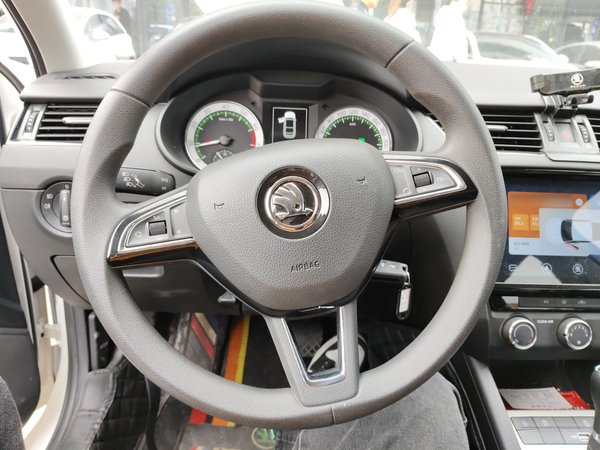 Skoda Octavia 2022, 70600 км, за 11113 USD - фото 14