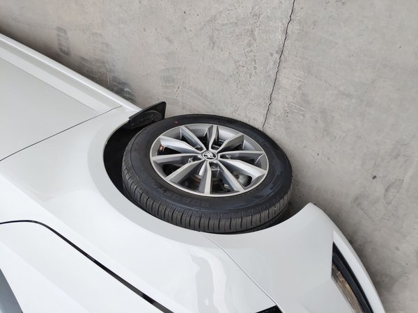 Skoda Octavia 2022, 70600 км, за 11113 USD - фото 8