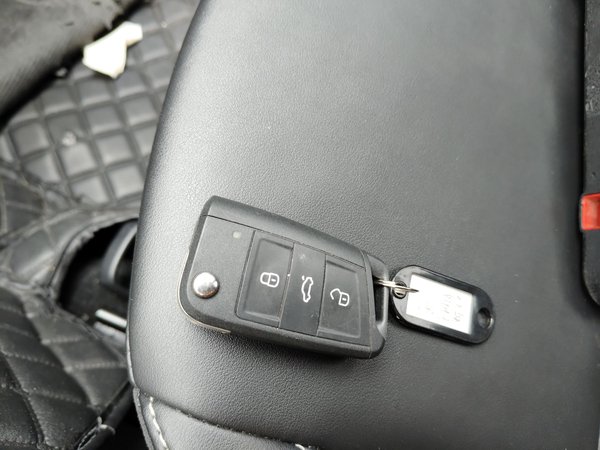 Skoda Octavia 2022, 70600 км, за 11113 USD - фото 12