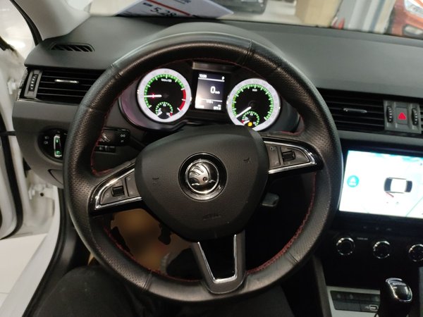 Skoda Octavia 2022 1.5L Automatic Comfort Edition, 2022 года