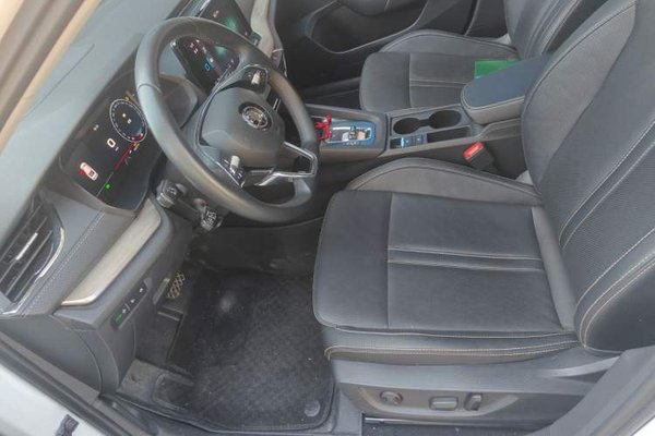 Skoda Octavia 2023, 163200 км, за 11285 USD - фото 12