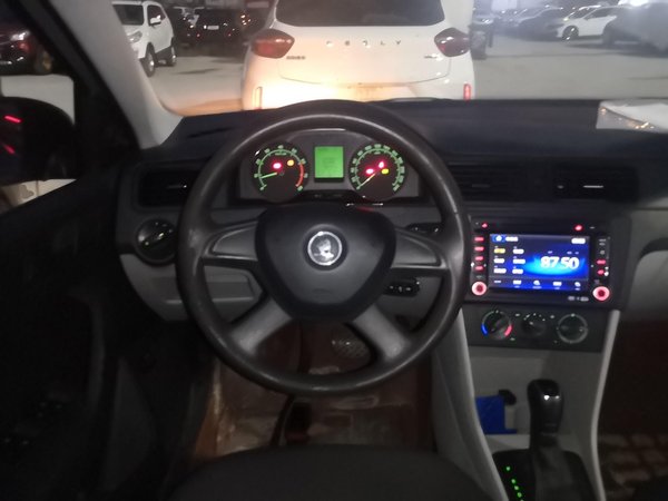 Skoda Rapid 2013, 98400 км, за 3638 USD - фото 10