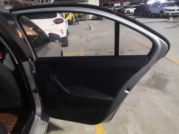 Skoda Rapid 2013, 98400 км, за 3638 USD - фото 26