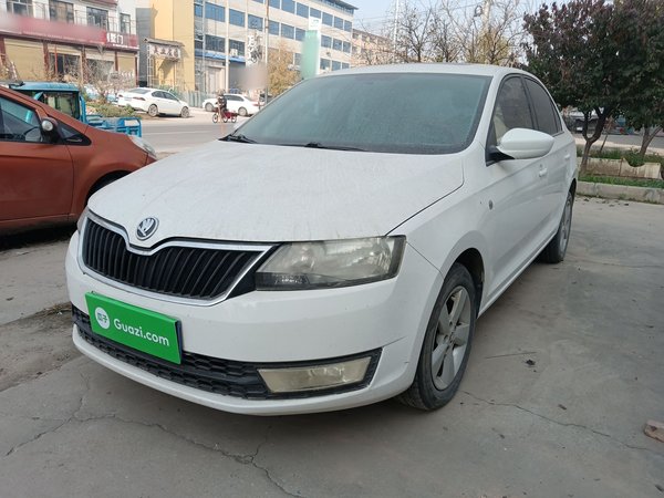 Skoda Rapid 2015 1.4L Manual Smart Selection Model