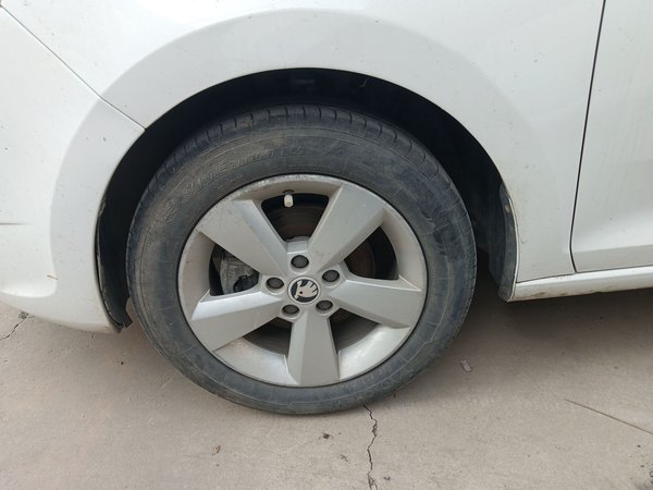 Skoda Rapid 2015, 129500 км, за 3879 USD - фото 22