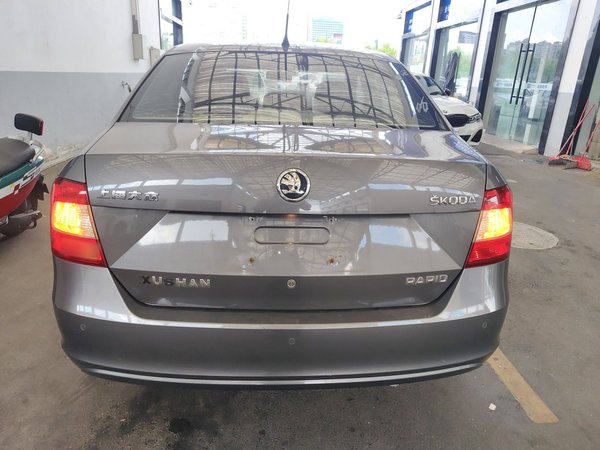 Skoda Rapid 2015, 143200 км, за 4387 USD - фото 25