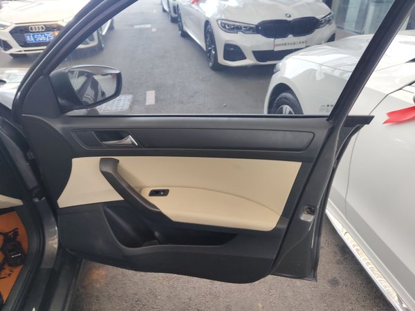 Skoda Rapid 2015, 143200 км, за 4387 USD - фото 14