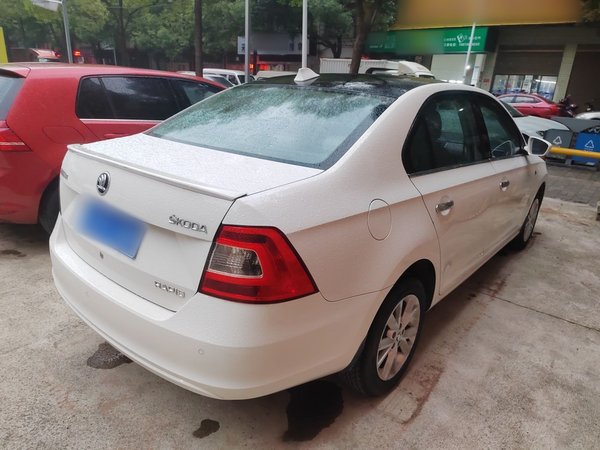 Skoda Rapid · 2015 год