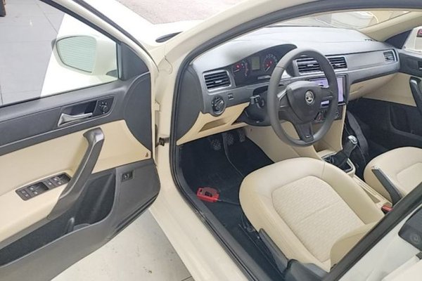 Skoda Rapid 2015, 95399 км, за 4308 USD - фото 18