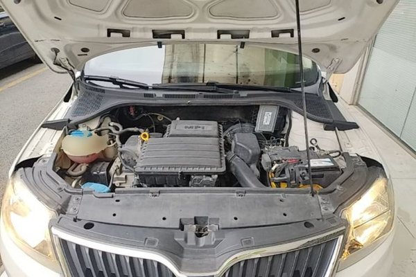 Skoda Rapid 2015, 95399 км, за 4308 USD - фото 24