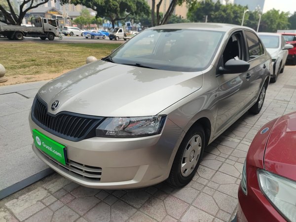 Skoda Rapid 2016 1.4L Manual Front-Wheel Drive Version