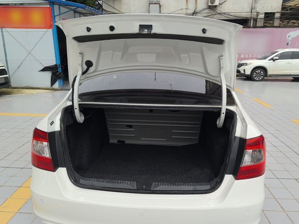 Skoda Rapid 2016, 96300 км, за 4885 USD - фото 22