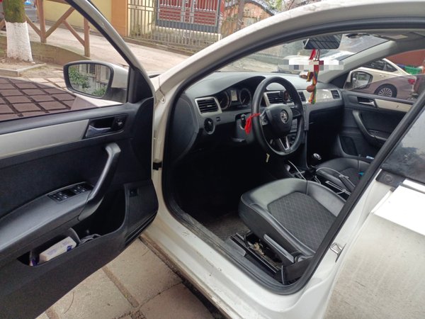 Skoda Rapid 2018, 189300 км, за 3806 USD - фото 17