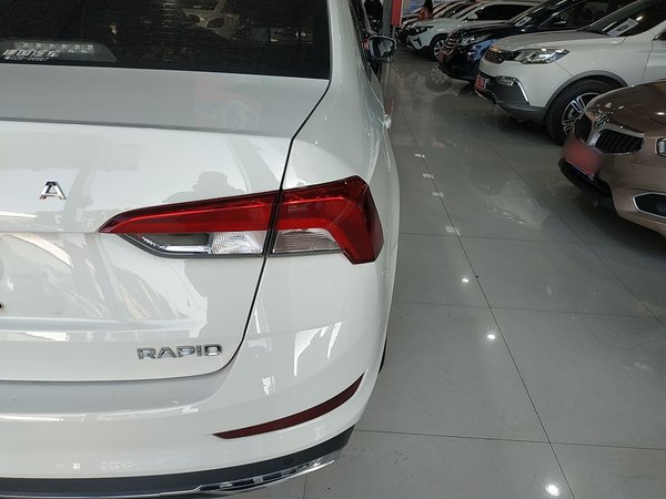 Skoda Rapid 2022, 12000 км, за 9671 USD - фото 7