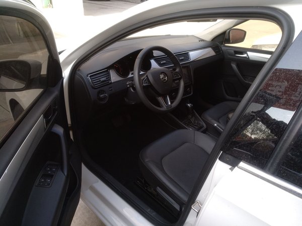 Skoda Rapid 2022, 36000 км, за 10092 USD - фото 19