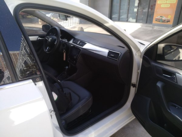 Skoda Rapid 2022, 36000 км, за 10092 USD - фото 23