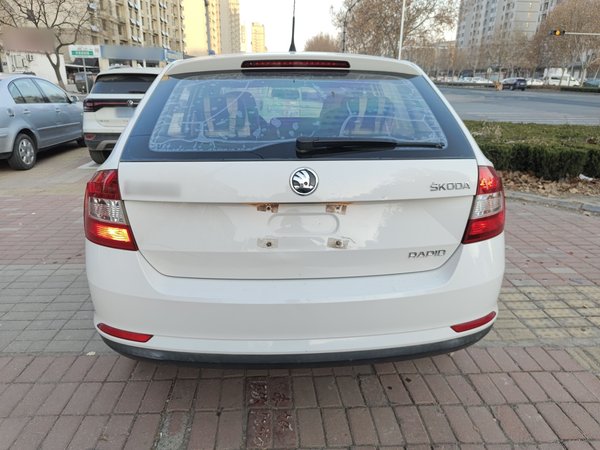 Skoda Rapid Spaceback 2014, 116600 км, за 5082 USD - фото 6