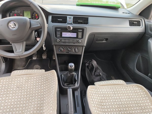 Skoda Rapid Spaceback 2014, 116600 км, за 5082 USD - фото 14
