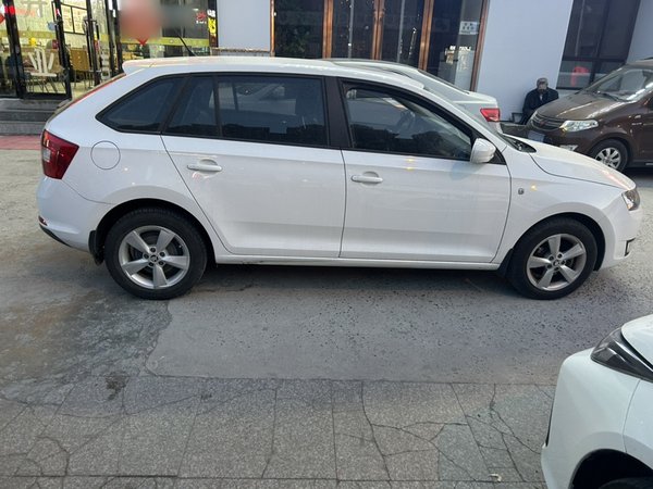 Skoda Rapid Spaceback 2014, 165800 км, за 4602 USD - фото 16