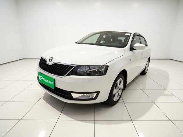Skoda Rapid Spaceback · 2014 год