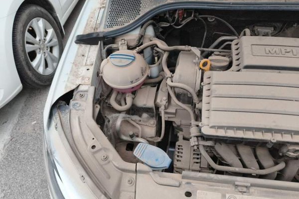 Skoda Rapid Spaceback 2016, 11900 км, за 3615 USD - фото 23