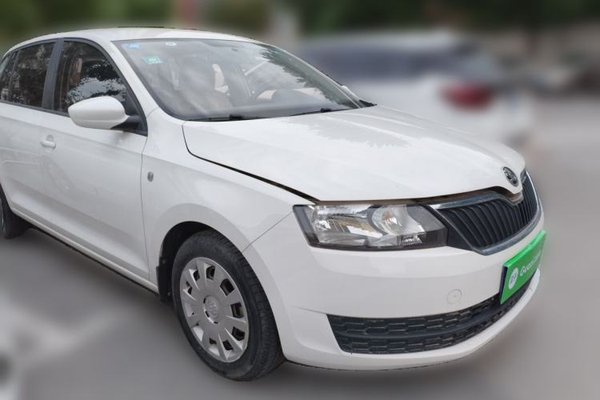 Skoda Rapid Spaceback 2016, 11900 км, за 3615 USD