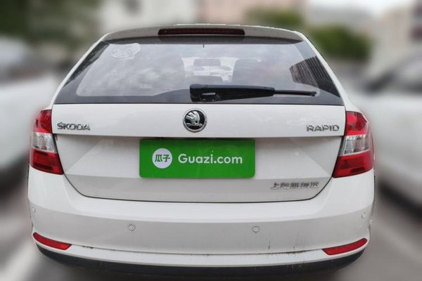 Skoda Rapid Spaceback 2016, 11900 км, за 3615 USD