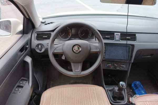 Skoda Rapid Spaceback 2016, 11900 км, за 3615 USD - фото 10